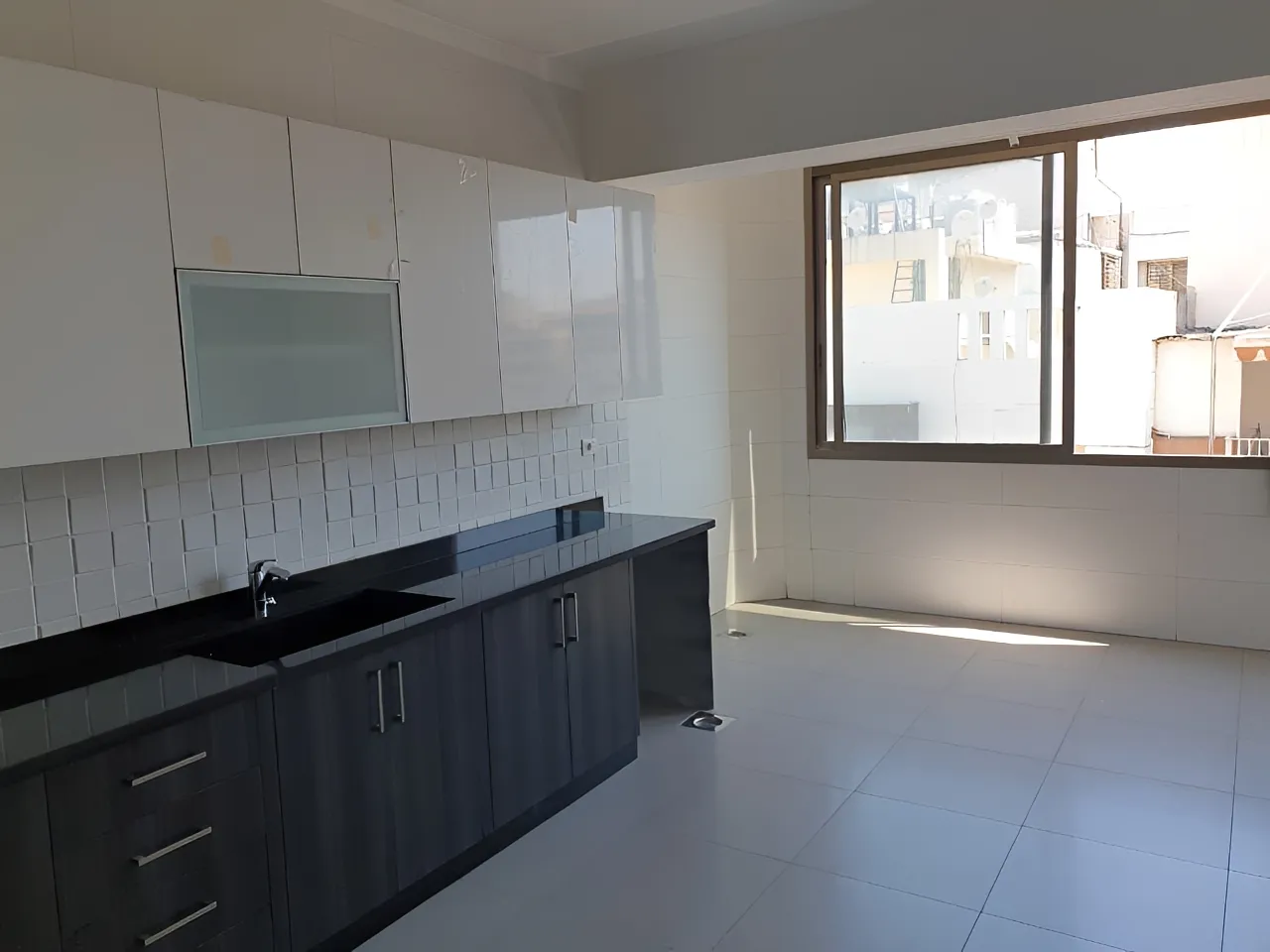 Apartment for sale in Ras al naba'a, beirut, lebanon - 3 bed, 3.0 bath