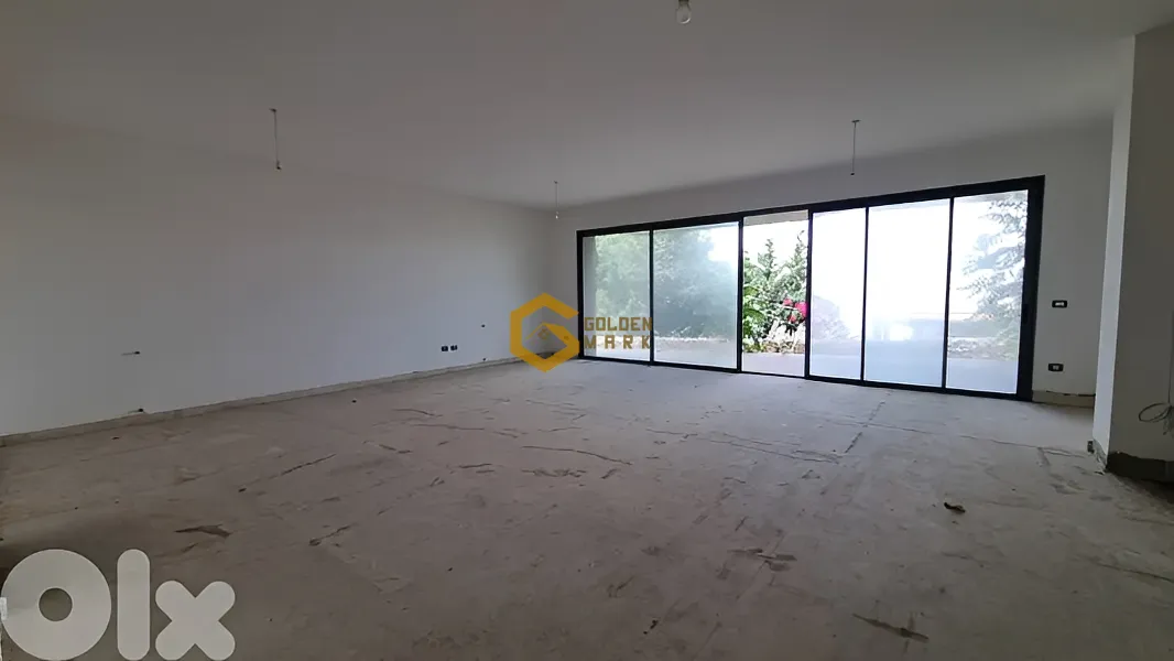 Apartment for Sale in Ain Aar - 3 bed, 5 bath