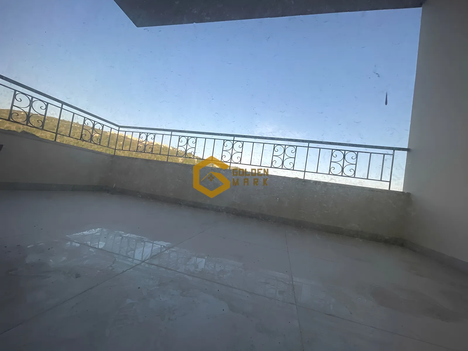 Apartment for Sale in Ajaltoun - 2 bed, 2 bath