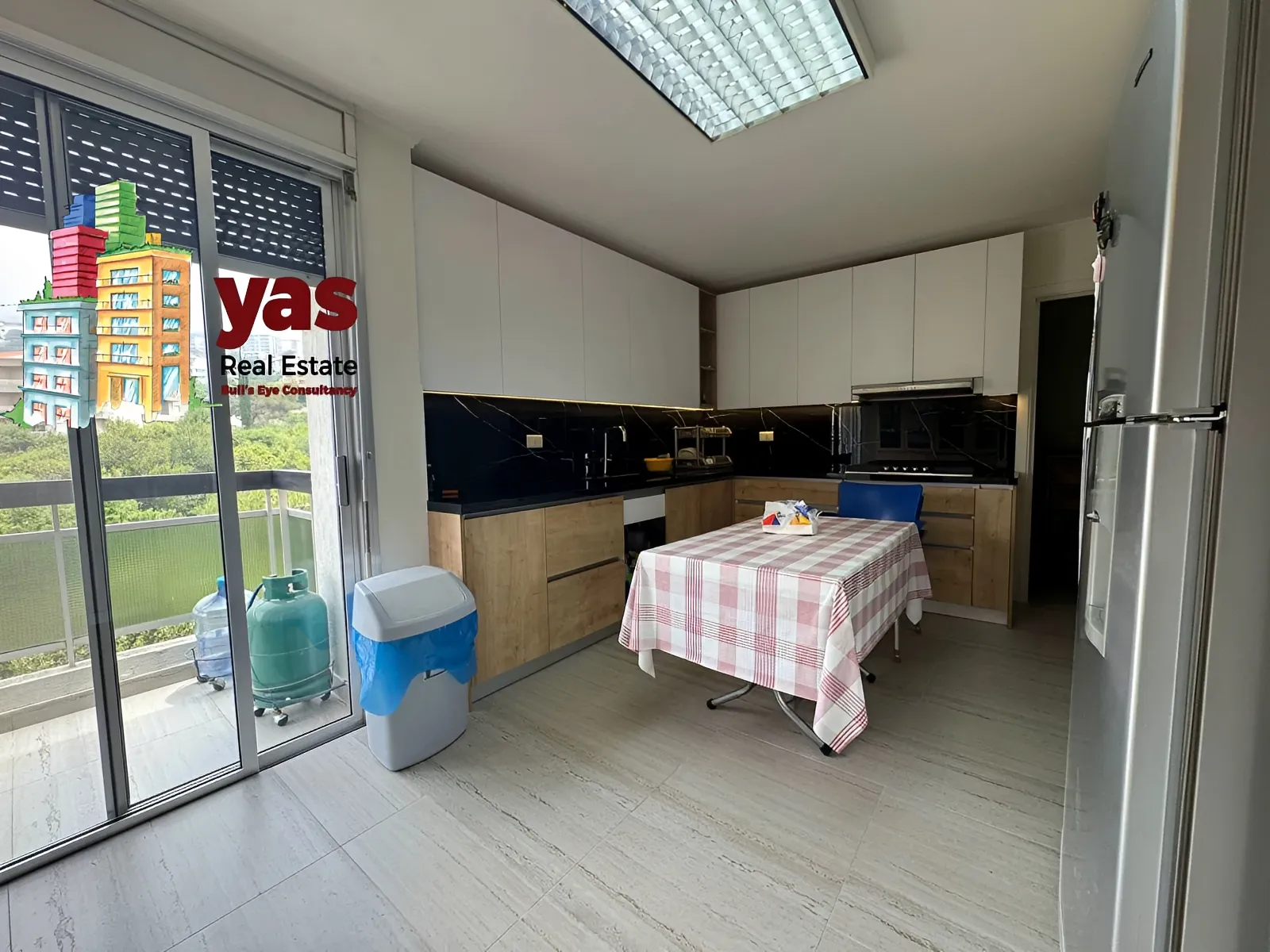Apartment for Sale in Ballouneh