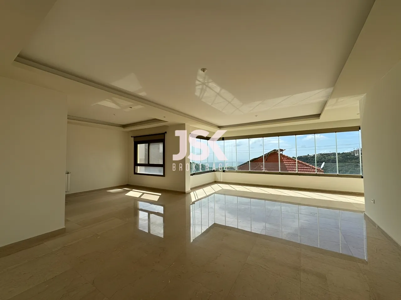 Apartment for Sale in Ain Saadeh