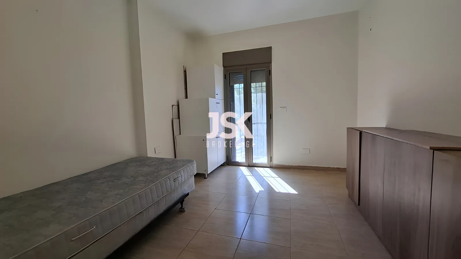Apartment for Sale in Blat