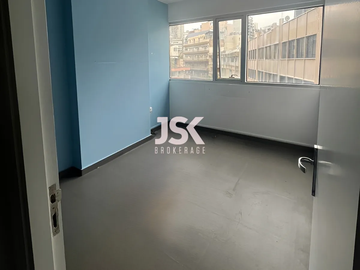 Office for Rent in Achrafieh