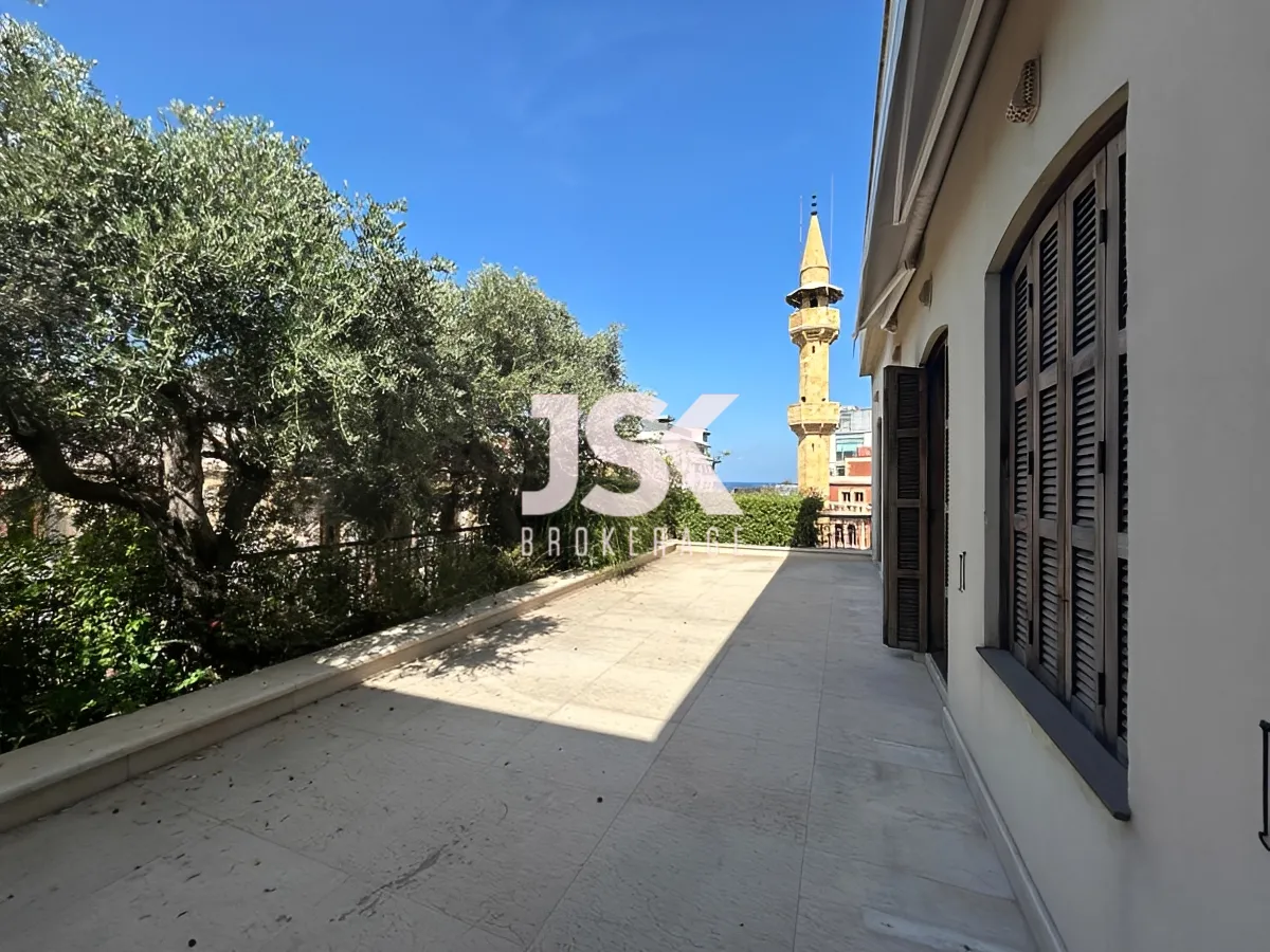 Apartment for Rent in Downtown, beirut - 1 bed, 3 bath