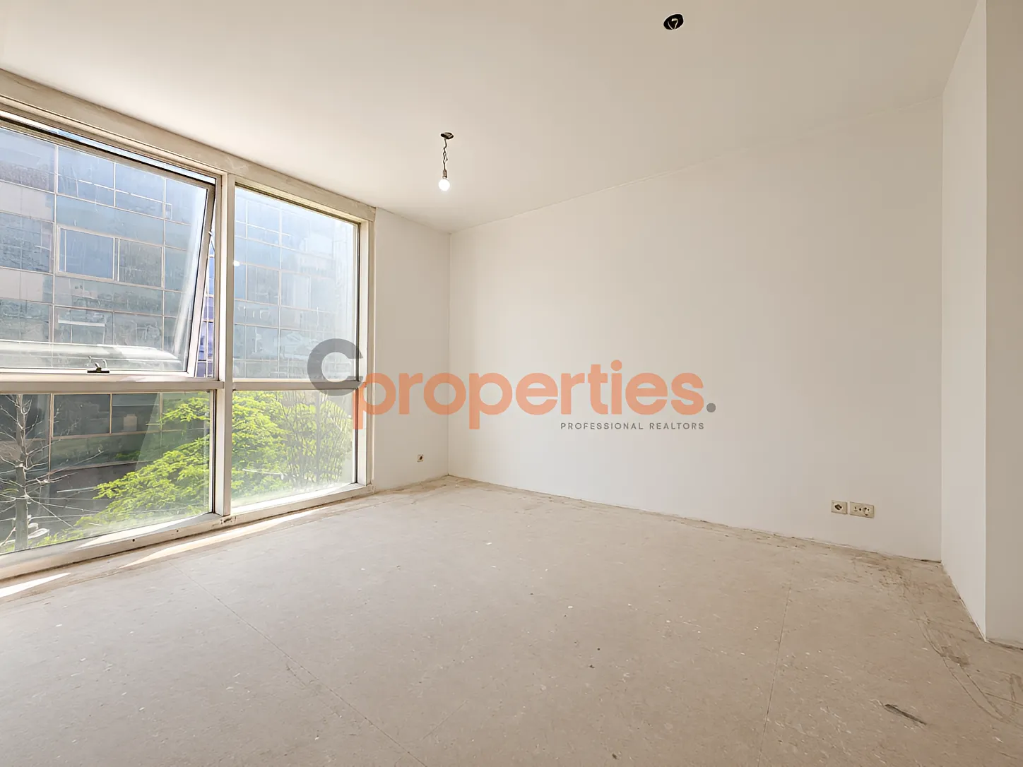 Office for rent in Hamra, Beirut, Lebanon