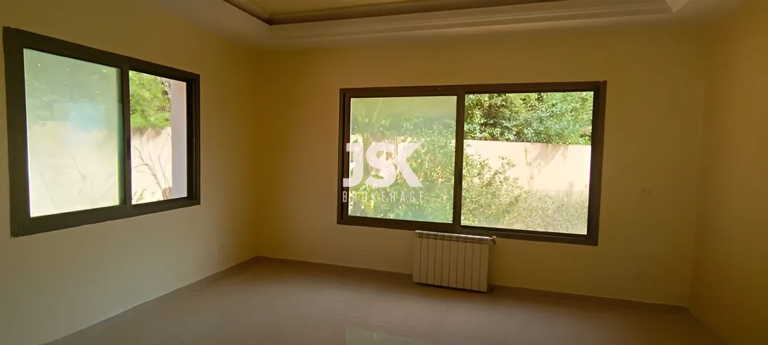 Triplex for Sale in Chnaneir, Lebanon