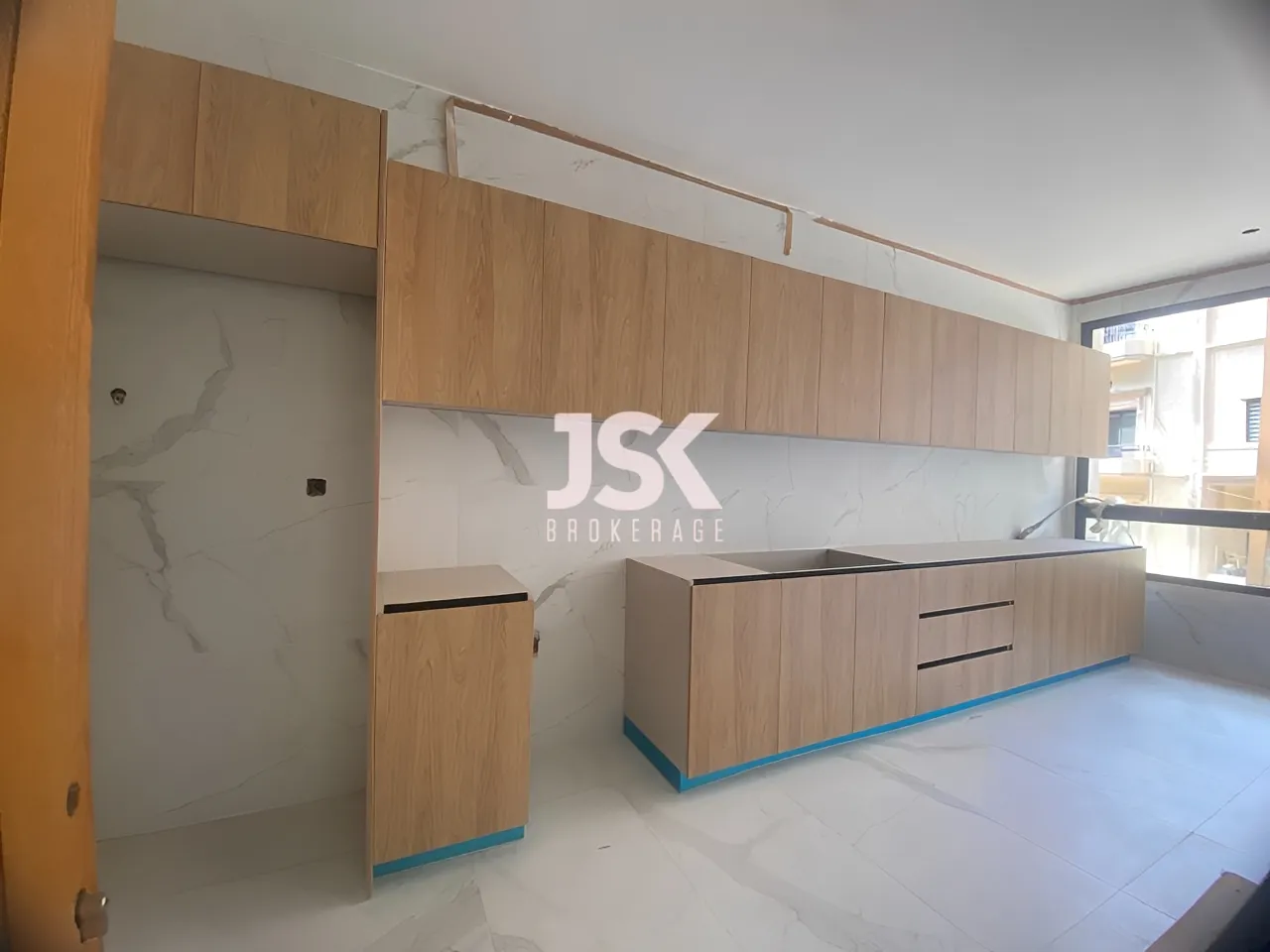 Apartment for Sale in Al Zarif - 3 bed, 3 bath