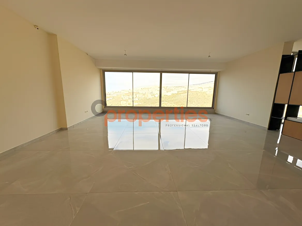 Apartment for Rent in Louaizeh