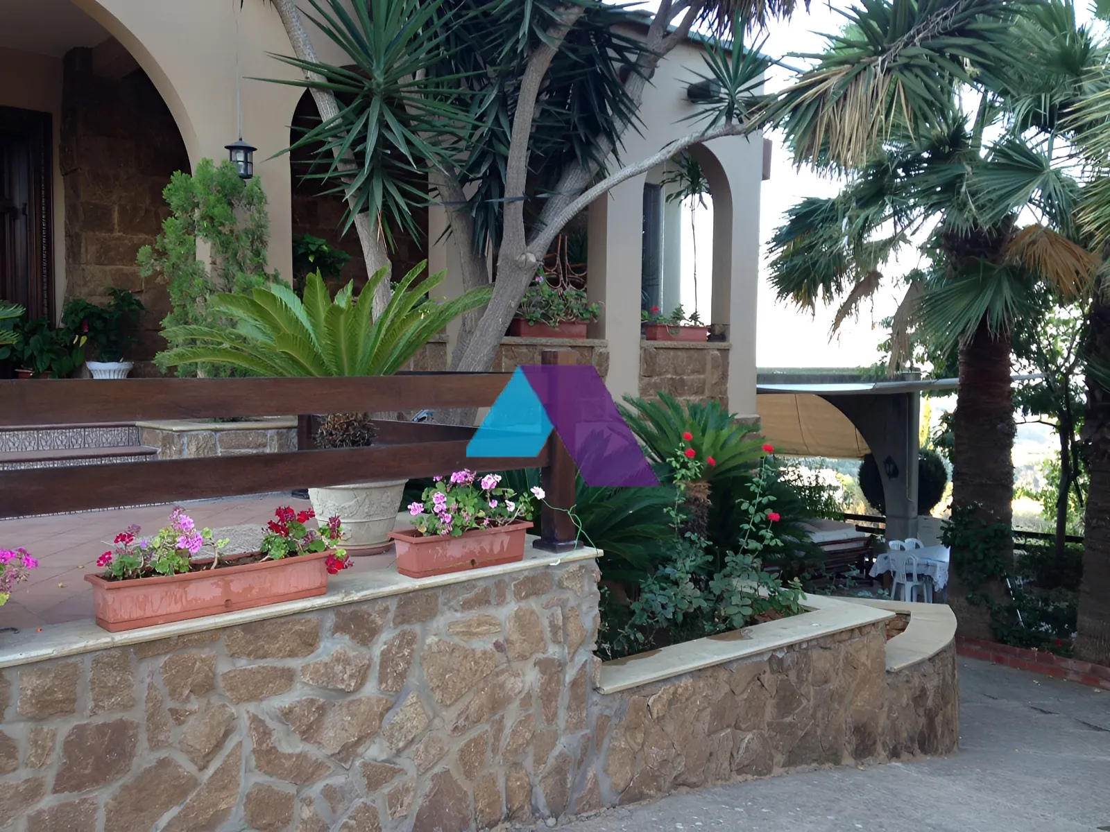 Villa for Sale in Jdayel