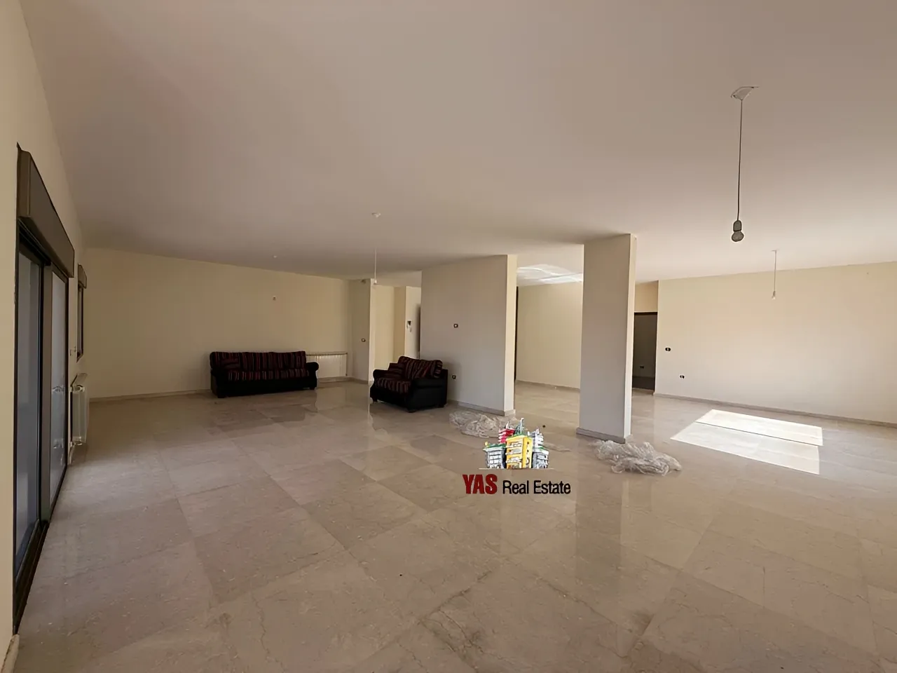 Apartment for Sale in Ballouneh - 5 bed, 6 bath