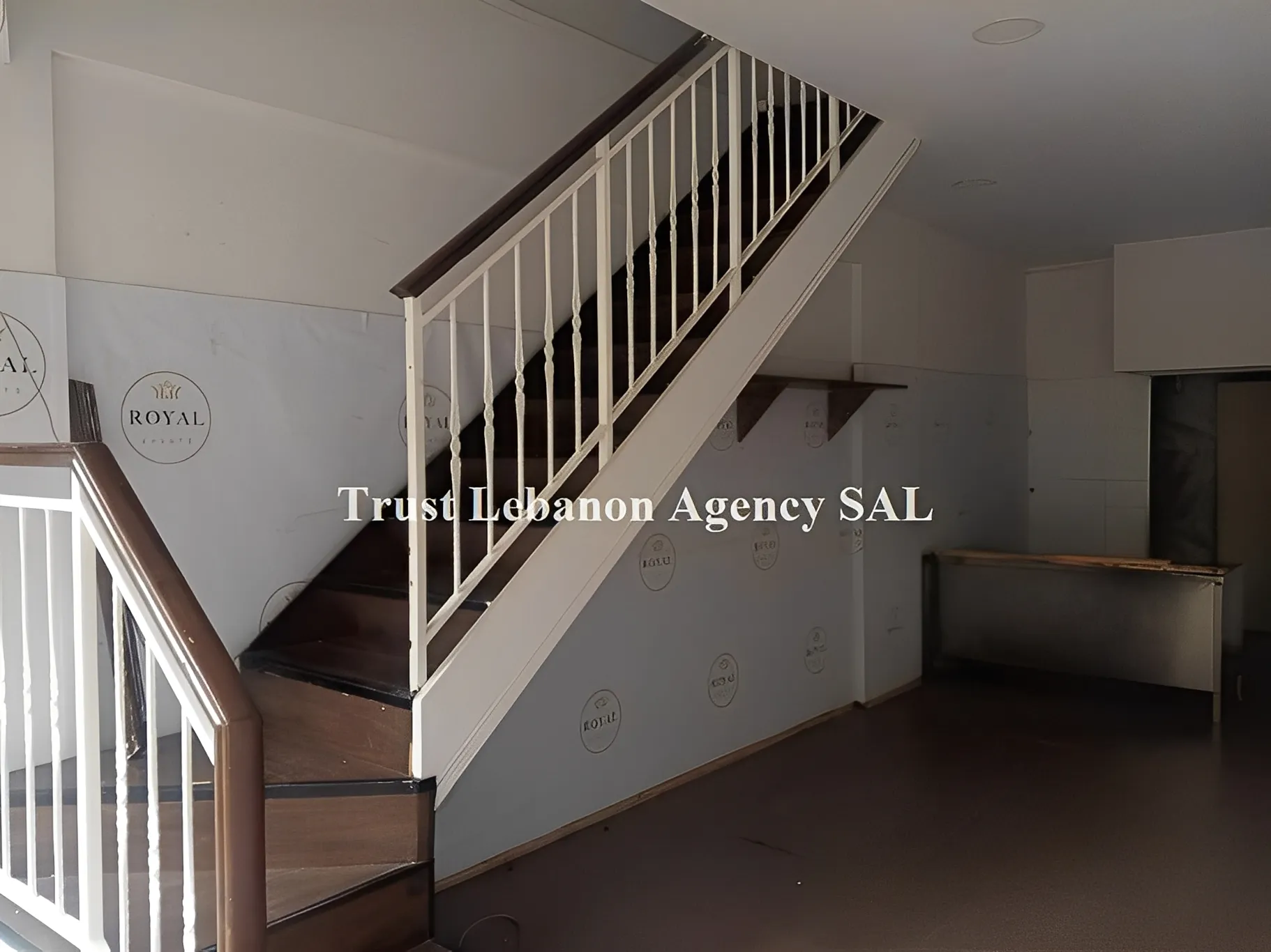 Shop for sale in Metn, Jisr El Bacha