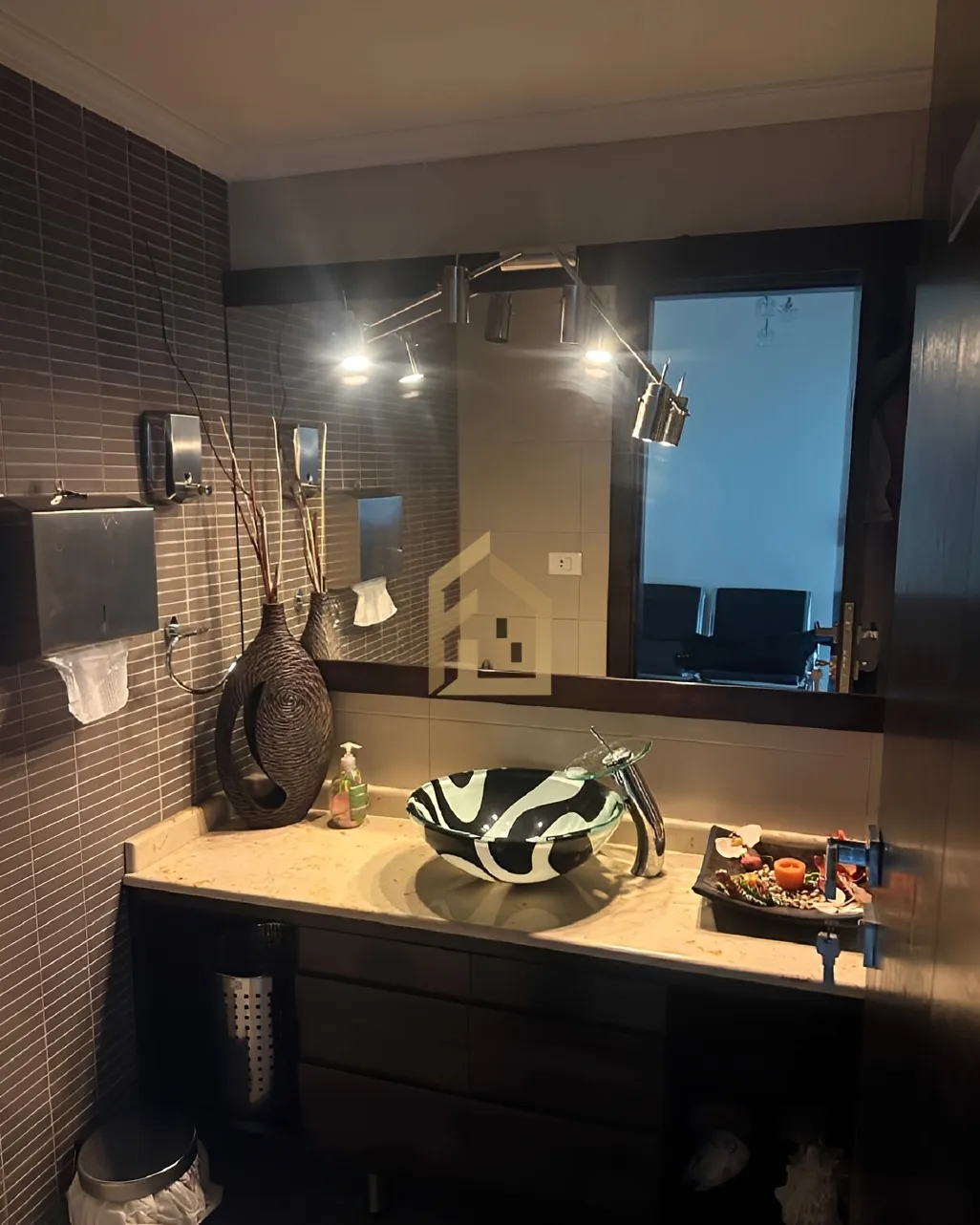 Office for Rent in Kfar Hbab, Lebanon