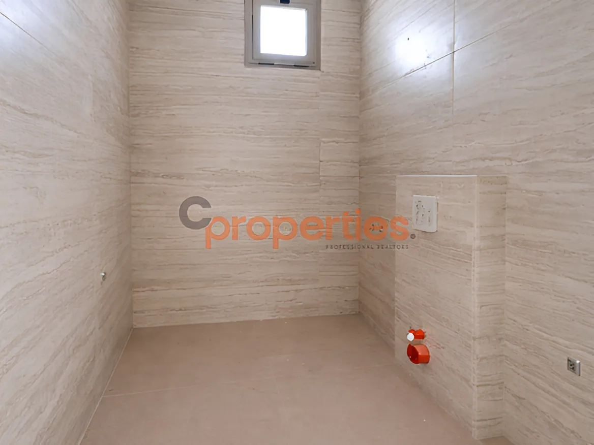 Apartment for Sale in Halat