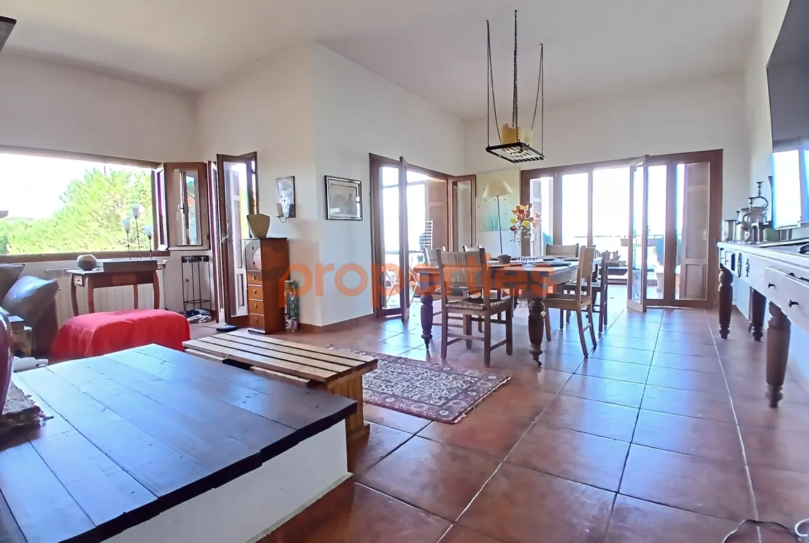 Apartment for Sale in Bolonia