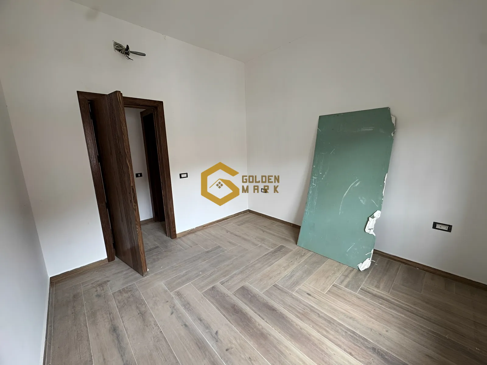 Apartment for Sale in Baabdat - 3 bed, 4 bath