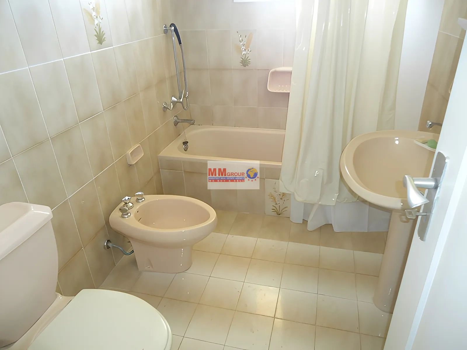 Apartment for Rent in Broummana Lebanon - 4 bed, 4 bath