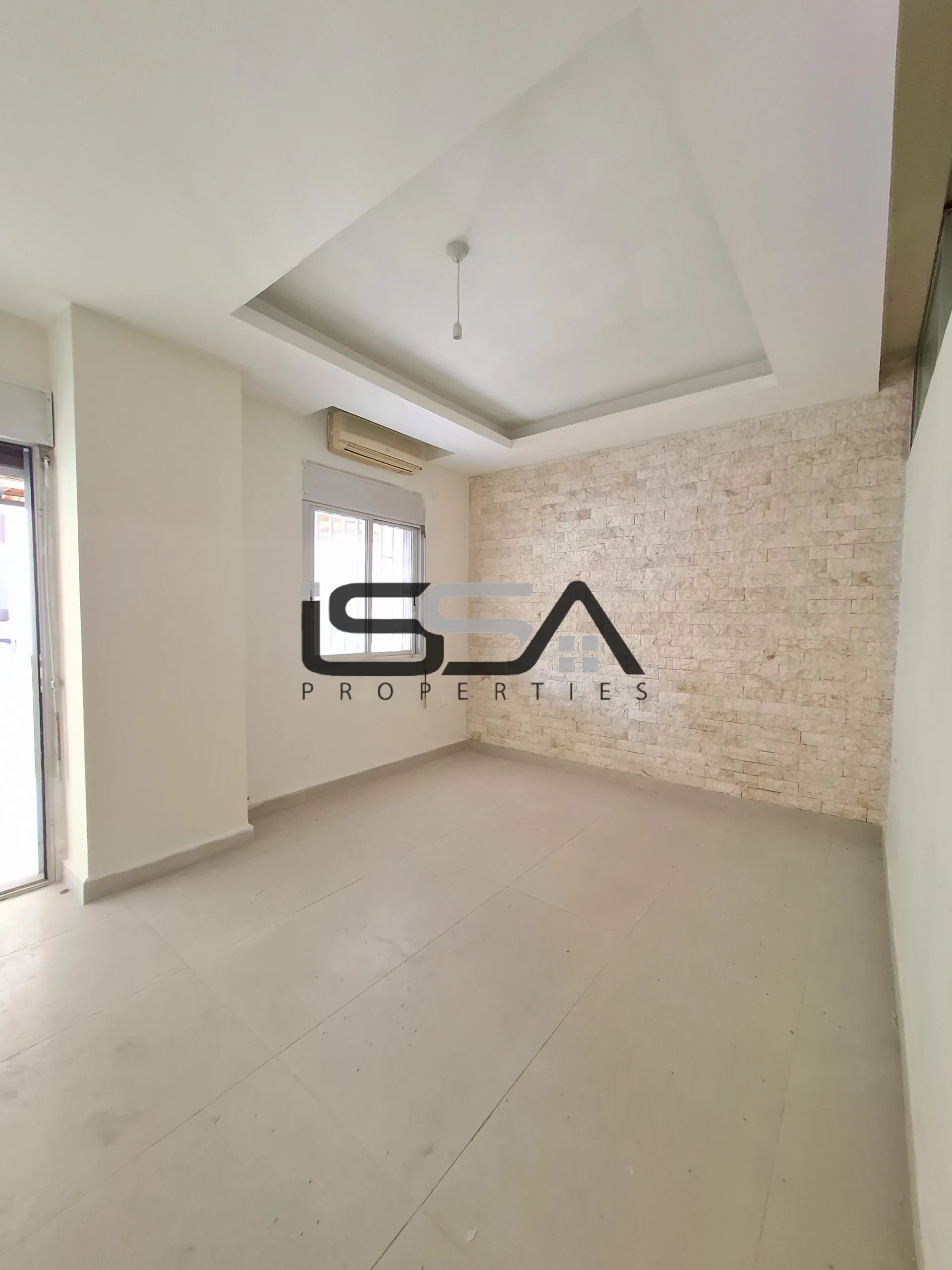 Apartment for sale in Ballouneh - 1 bed, 1.0 bath