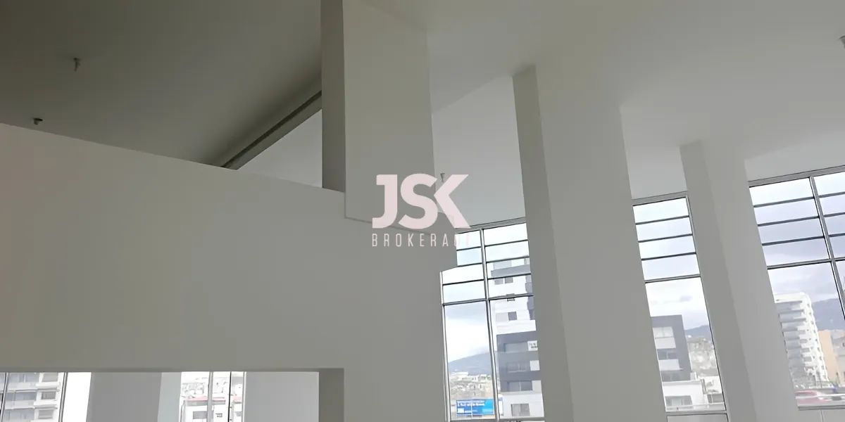Commercial property for Sale in Sin El Fil, Lebanon
