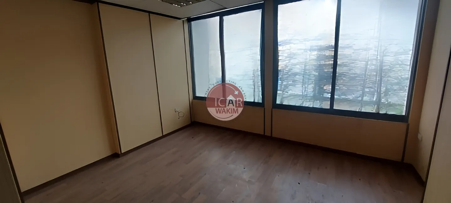 Office for sale in Jounieh
