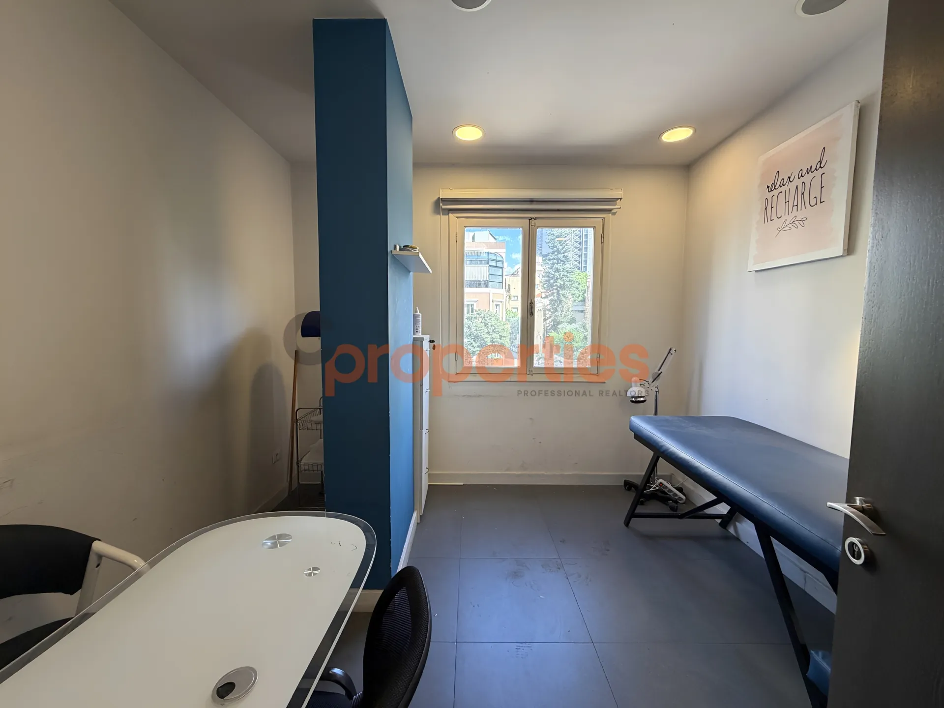Office for Rent in Achrafieh