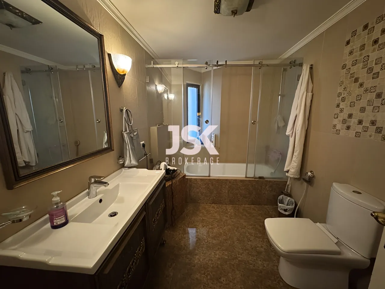 Apartment for Sale in Ras Beirut