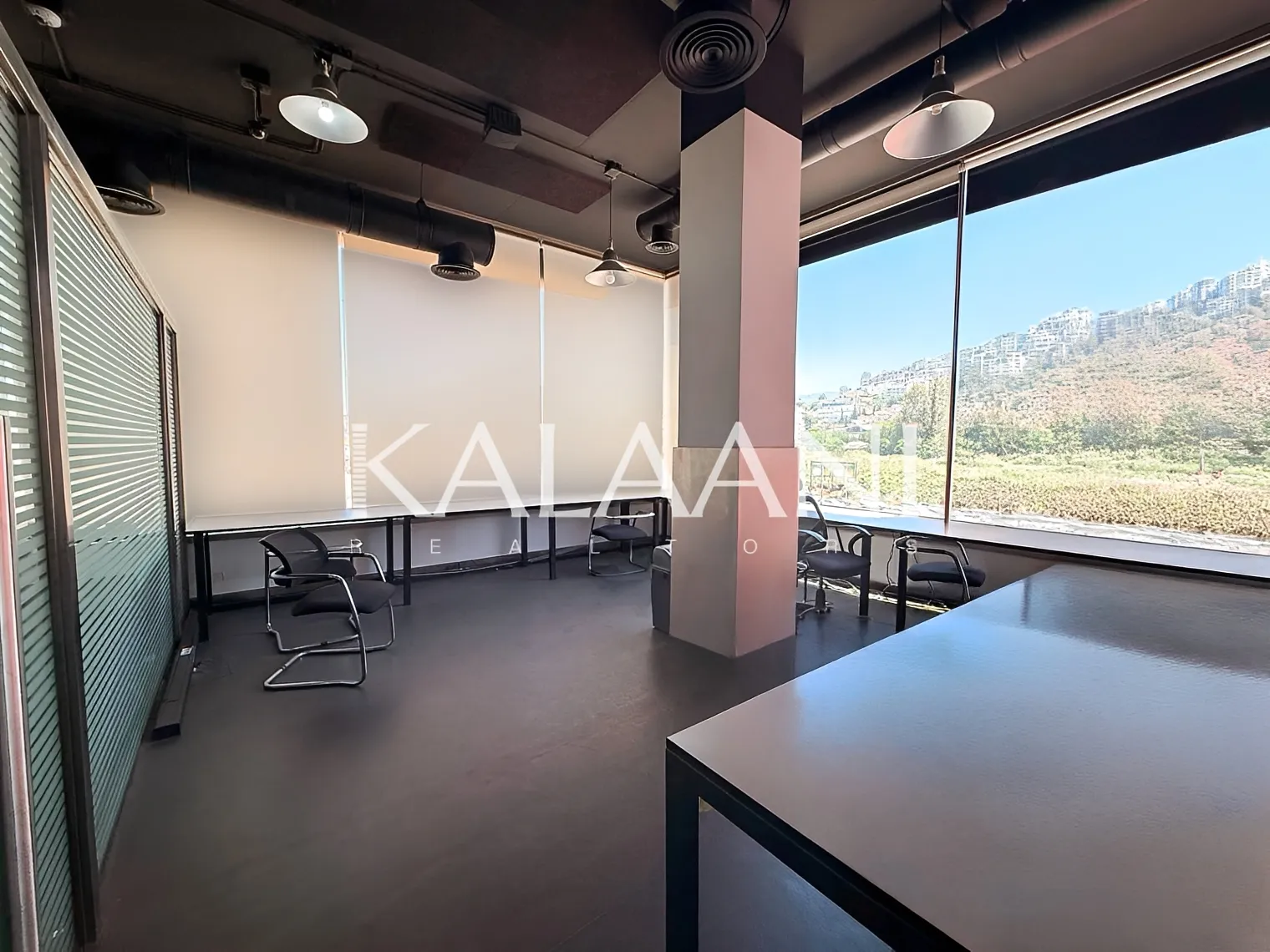 Office for rent in Dbayeh, Lebanon