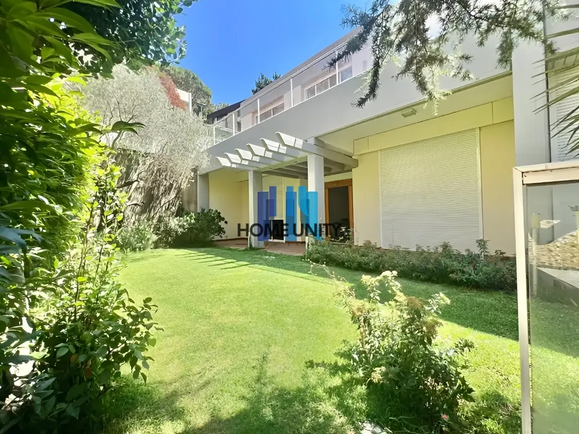 Villa for Sale in Ainab