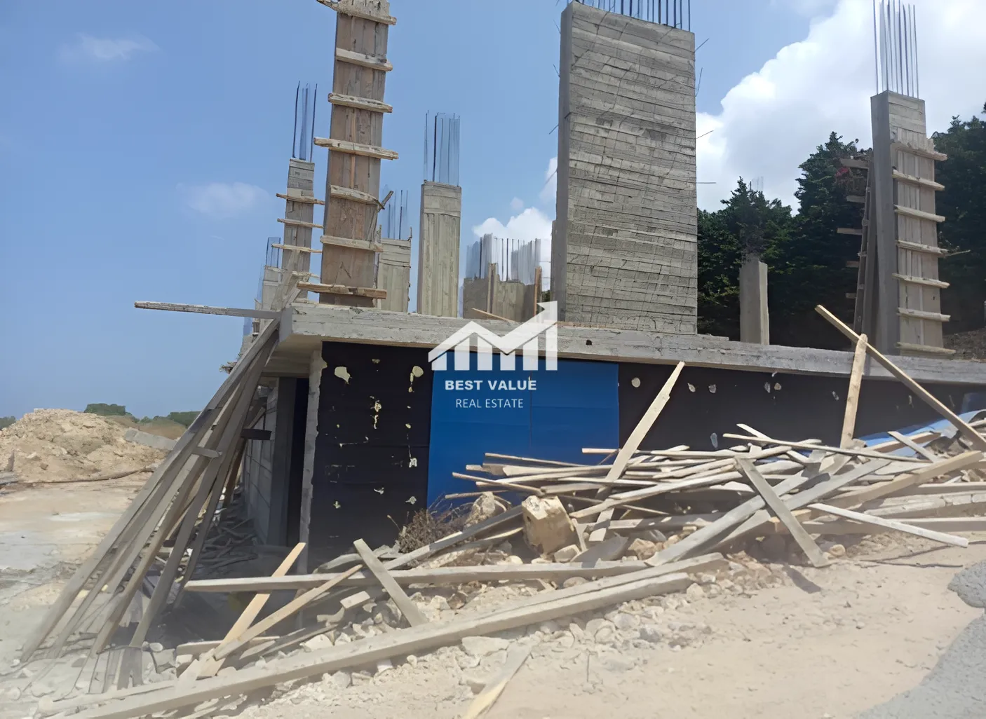 Villa for sale in Monsef, Lebanon