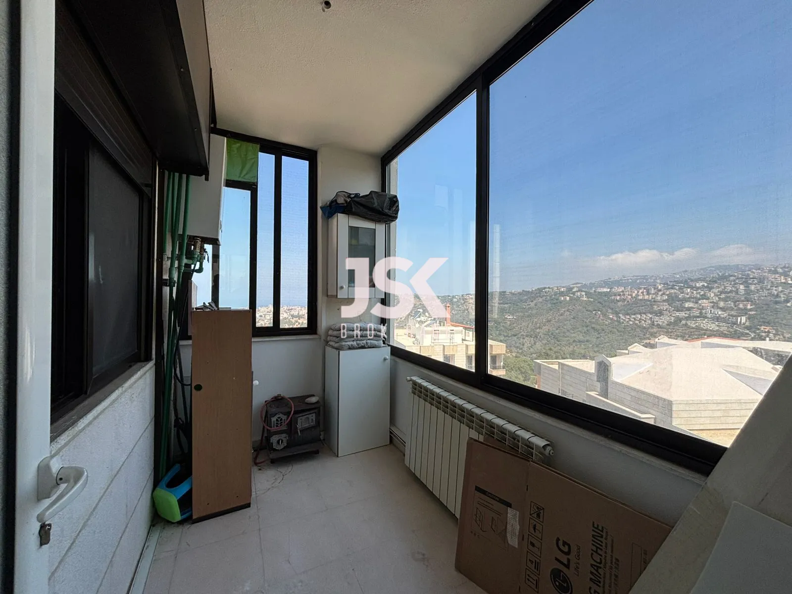Apartment for Rent in Mazraat Yachoua