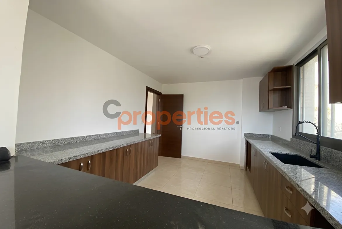 Apartment for Rent in Fatqa - 3 bed, 3 bath