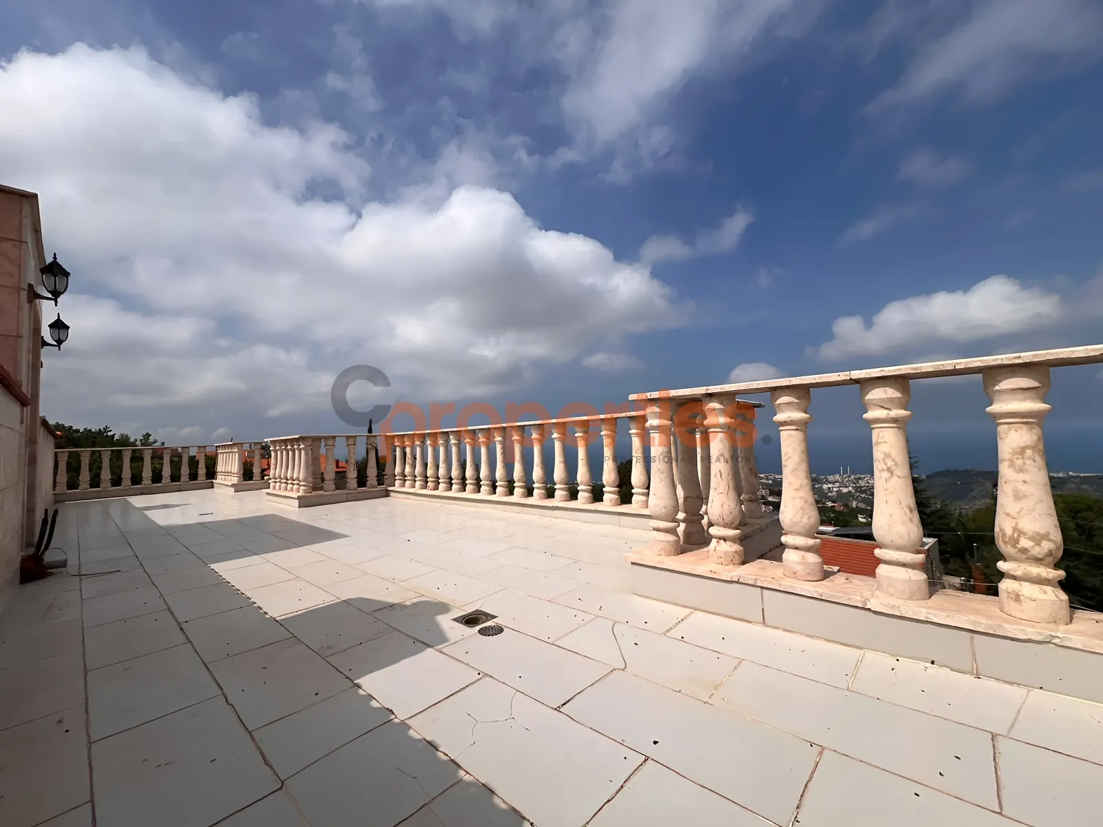 Villa for Sale in Cornet Chahwan