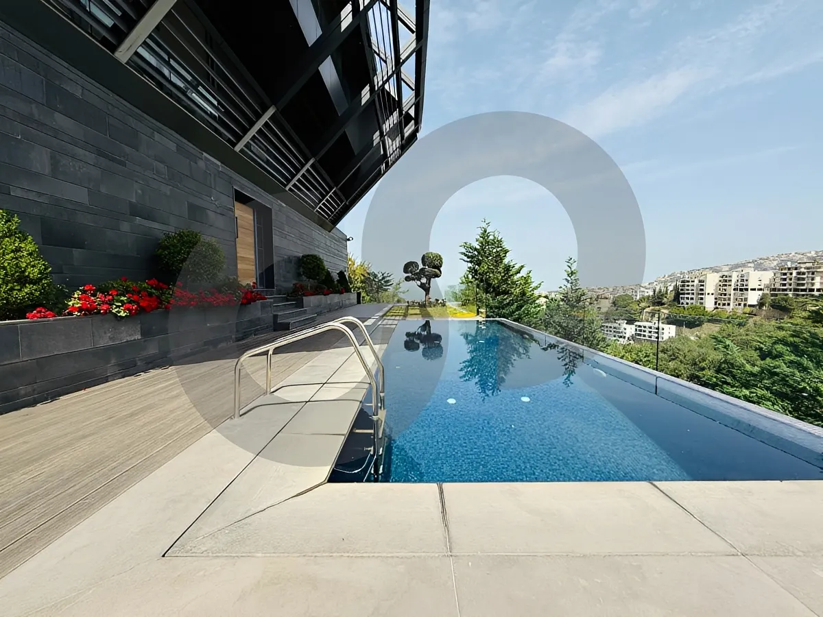 Villa for Sale in Chnaneir, Lebanon