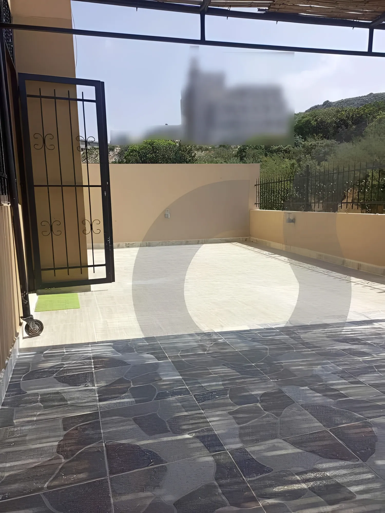 Apartment for Sale in Aley, Lebanon - 2 bed, 2 bath