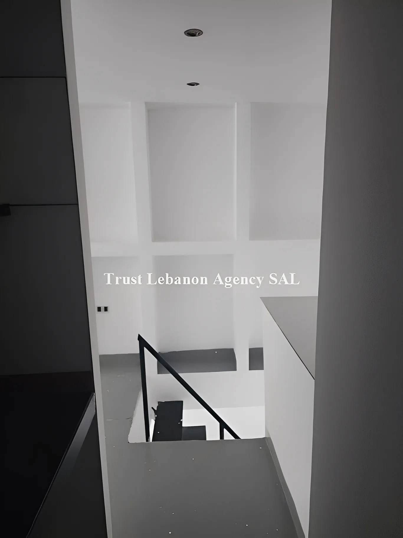 Shop for sale in Metn, Sin El Fil