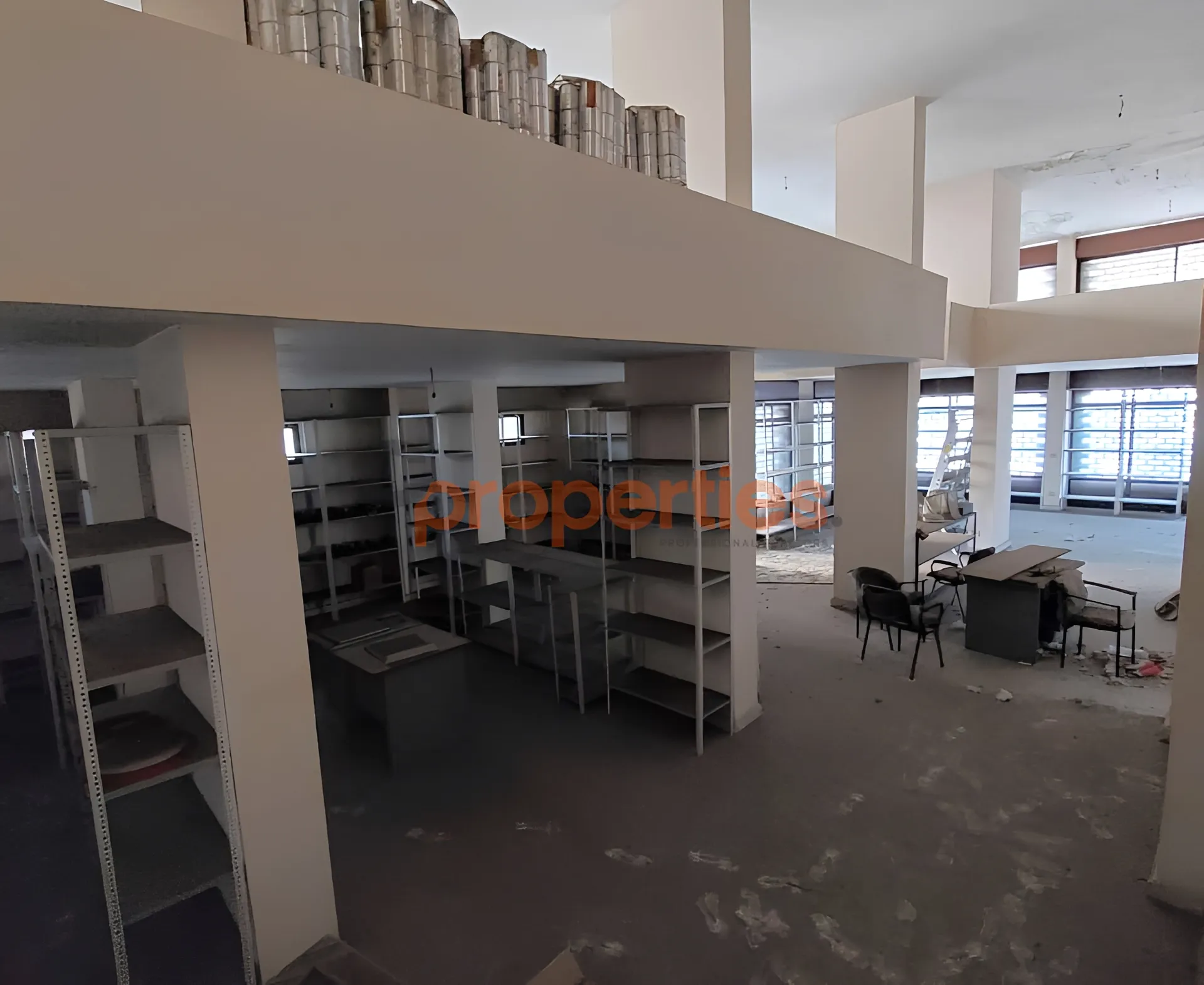 Showroom for Sale in Jdeideh