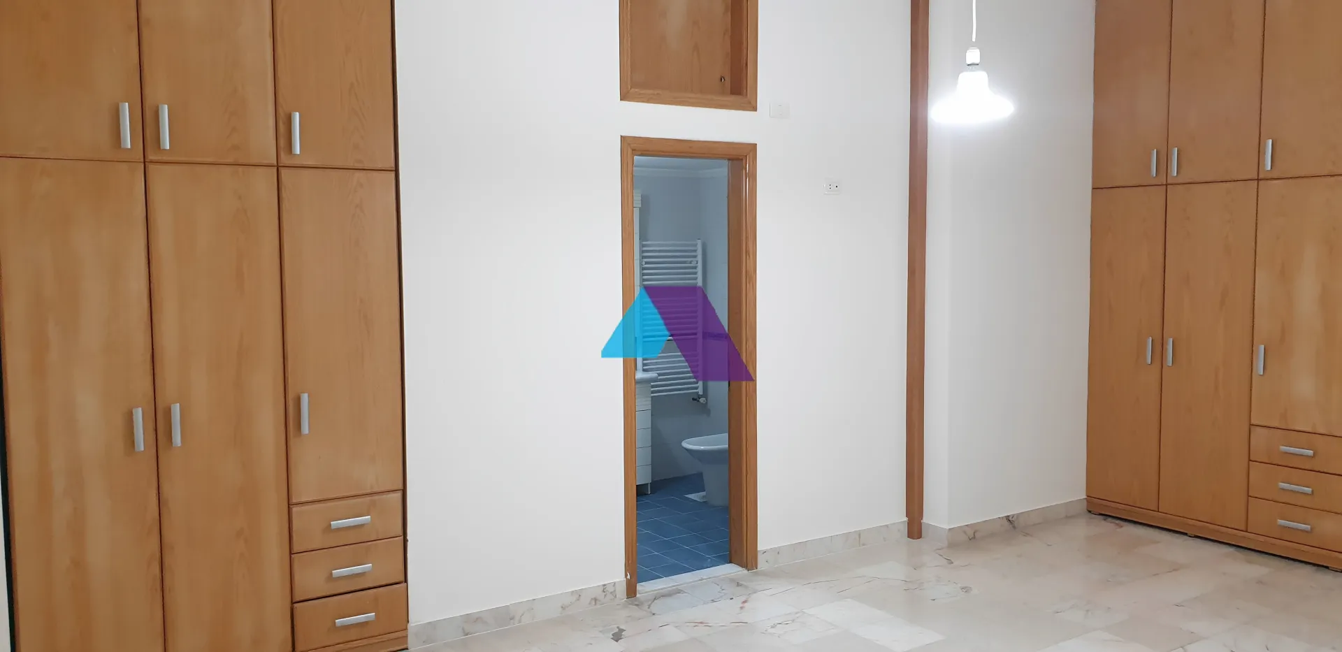 Apartment for Sale in Baabda - 4 bed, 5 bath
