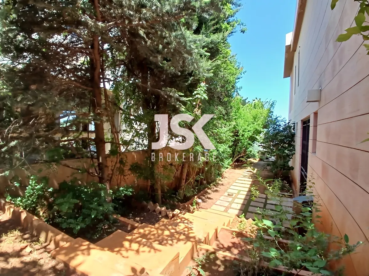 Villa for Sale in Ain Aar, Lebanon