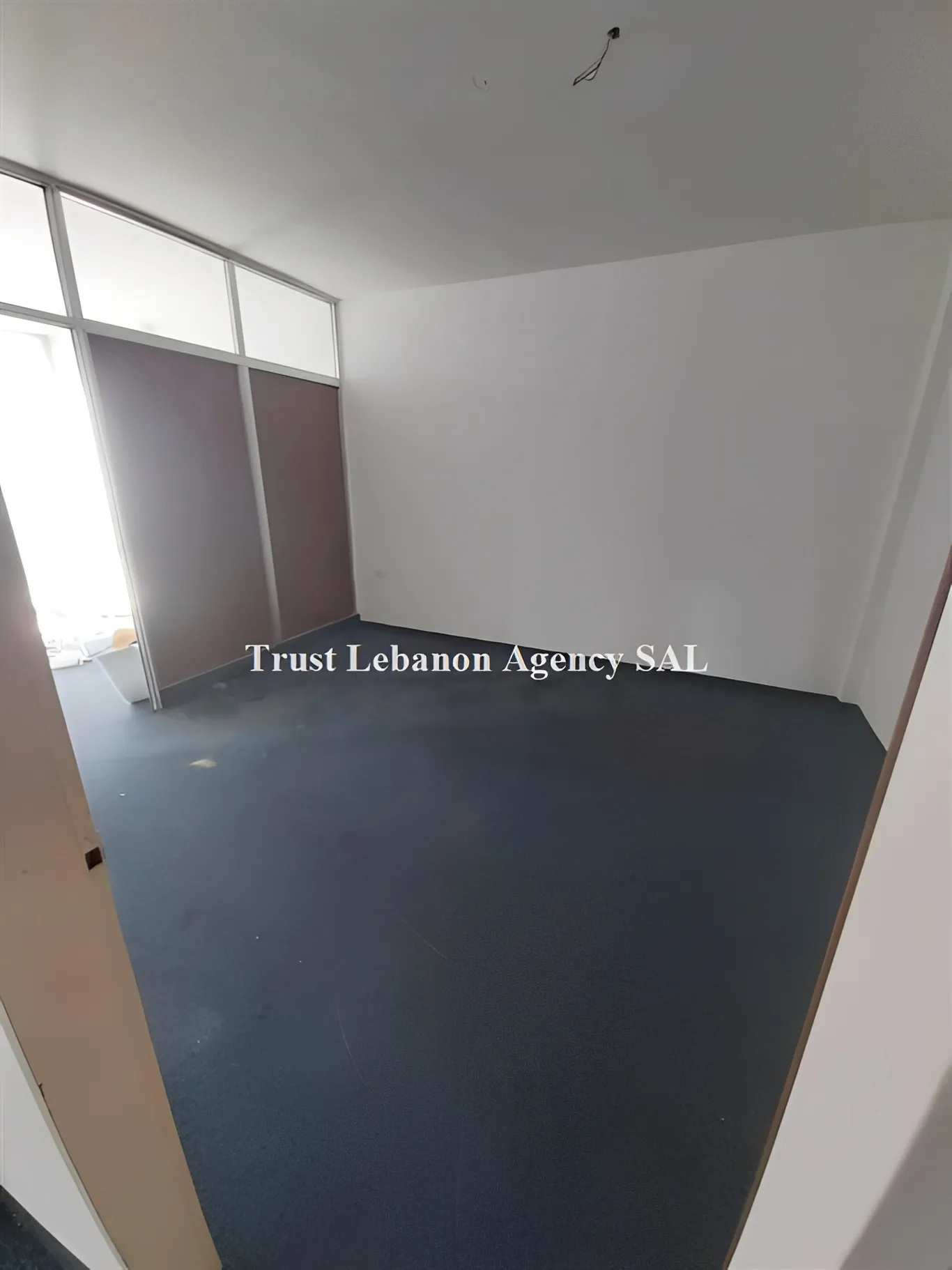 Office for rent in Beirut, Adliyeh