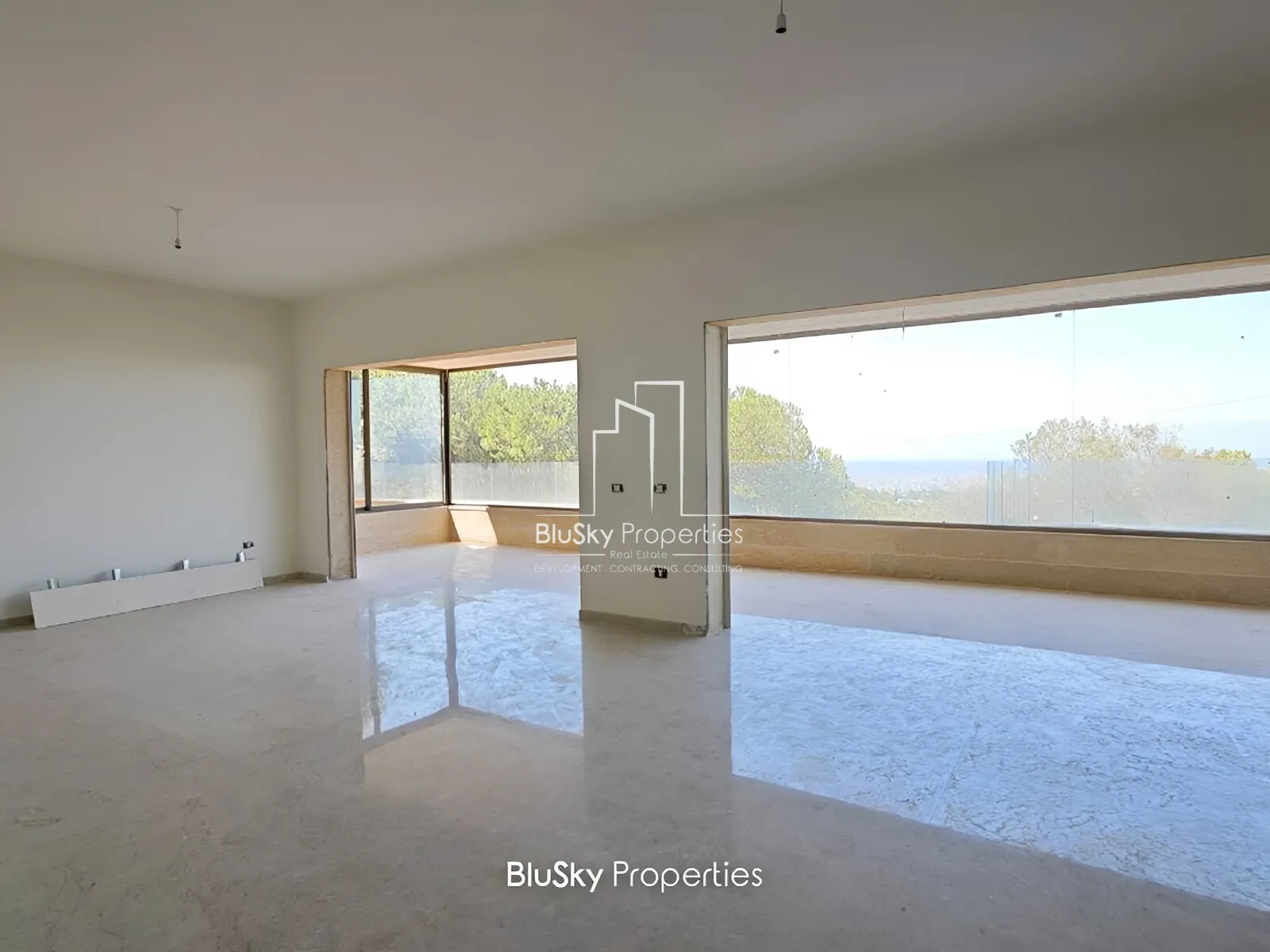 Apartment for Sale in Ain Saade
