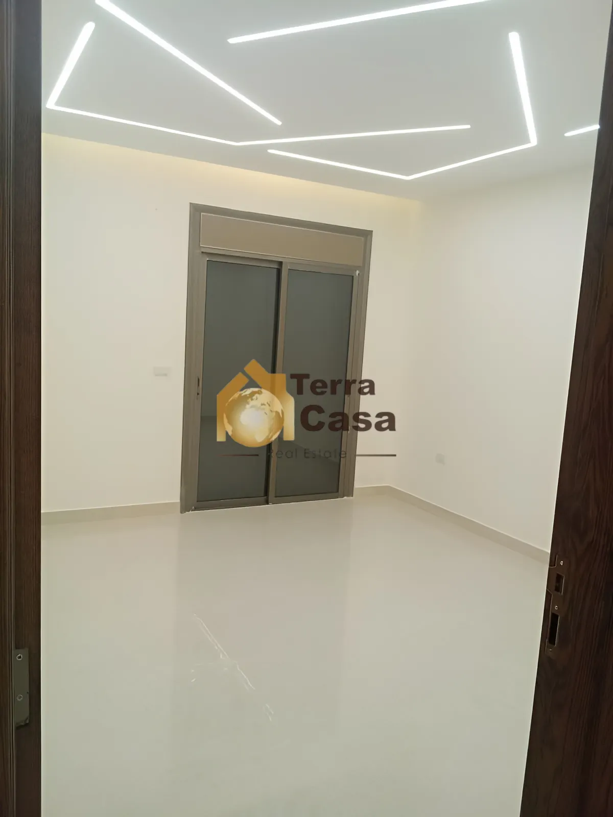 Apartment for Sale in Ksara - 3 bed, 3 bath