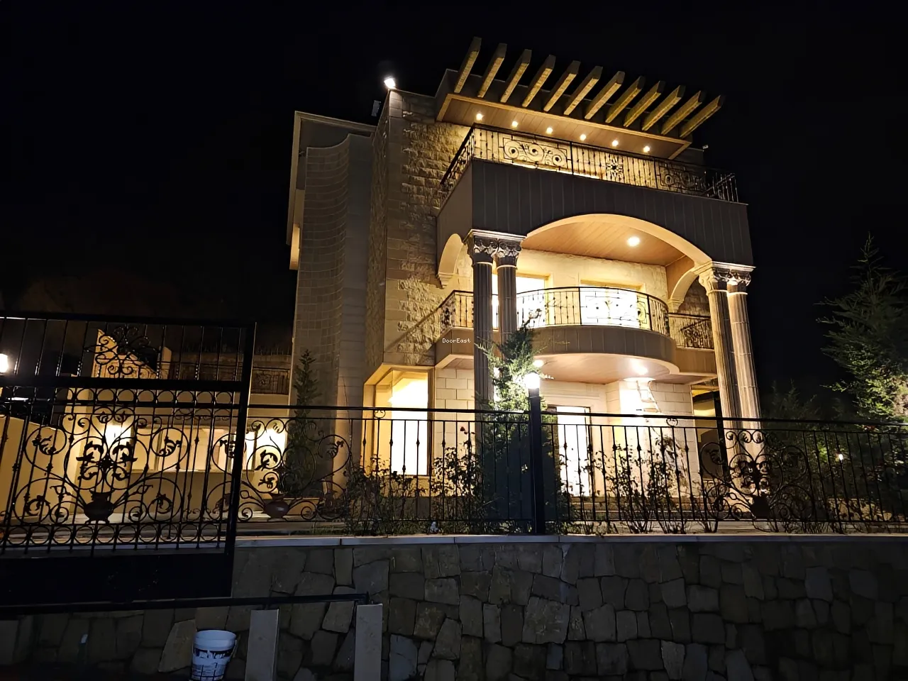 Triplex for sale in Qoubbei, lebanon