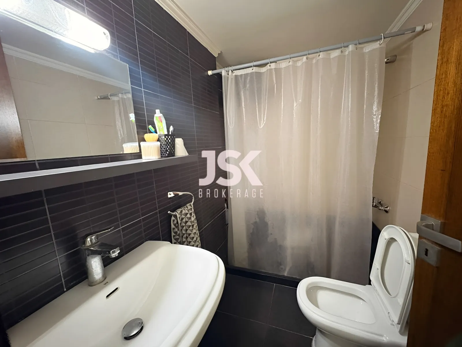 Apartment for Sale in Dekwaneh