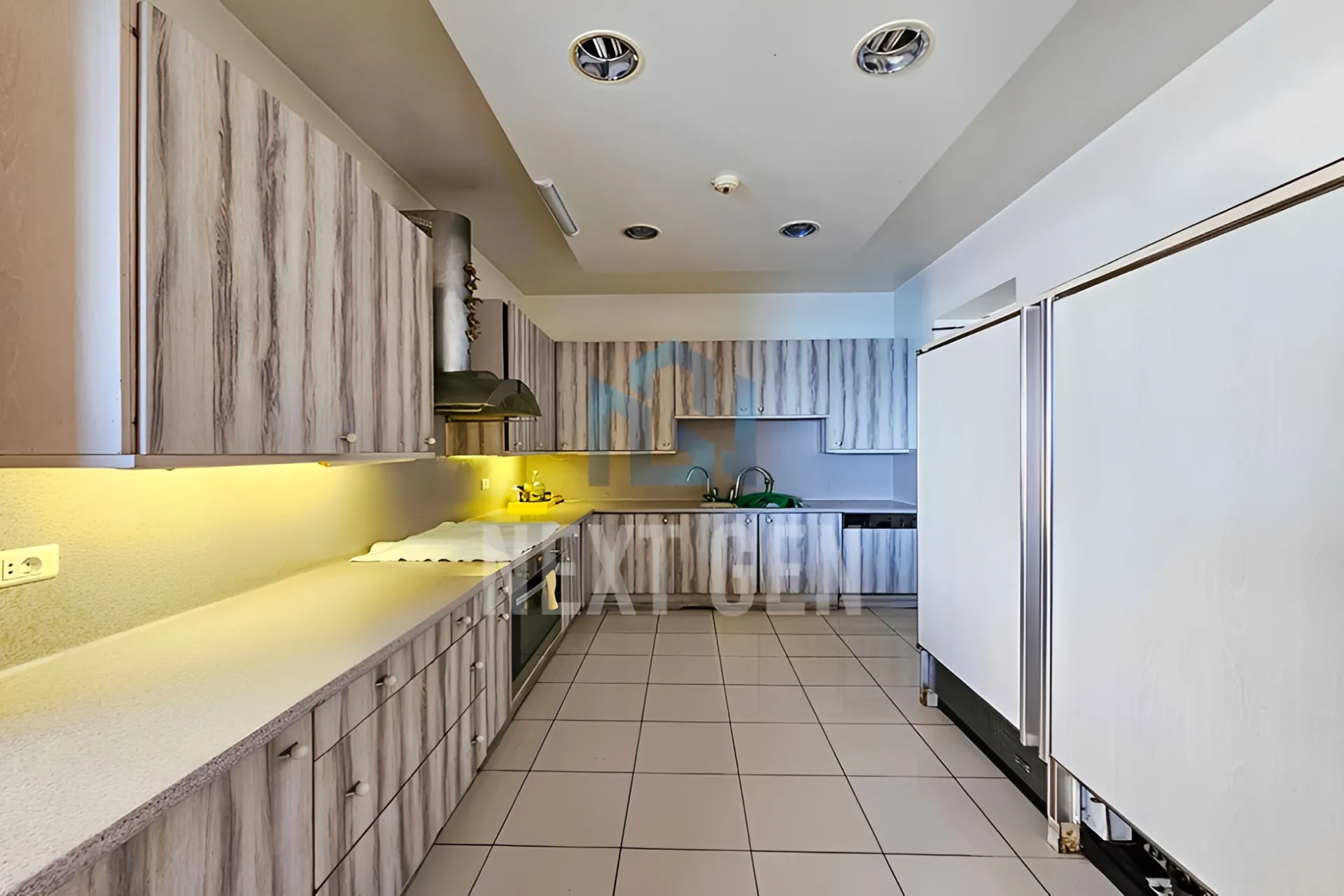 Apartment for sale in Ain Al Mraiseh, Beirut, Lebanon
