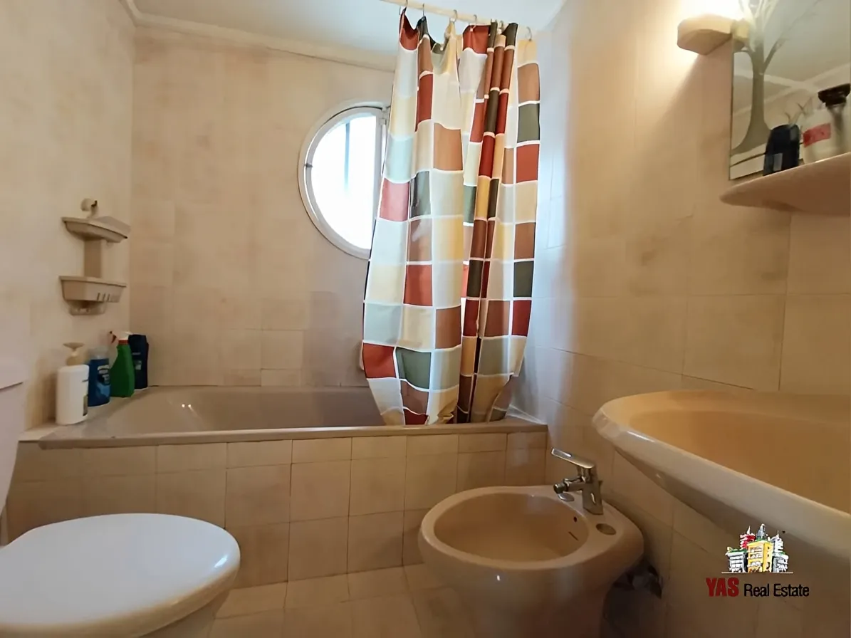 Apartment for Sale in Haret Sakhr - 4 bed, 3 bath