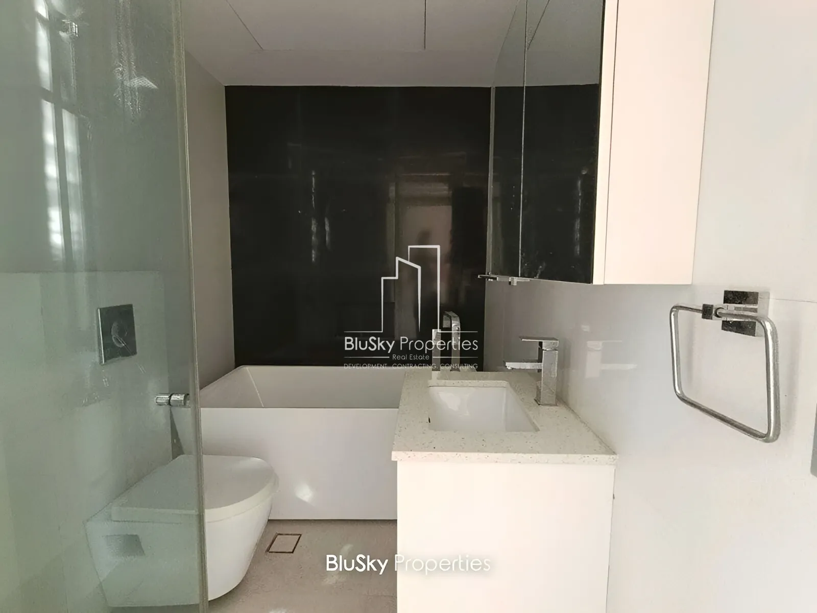Apartment for Sale in Halat
