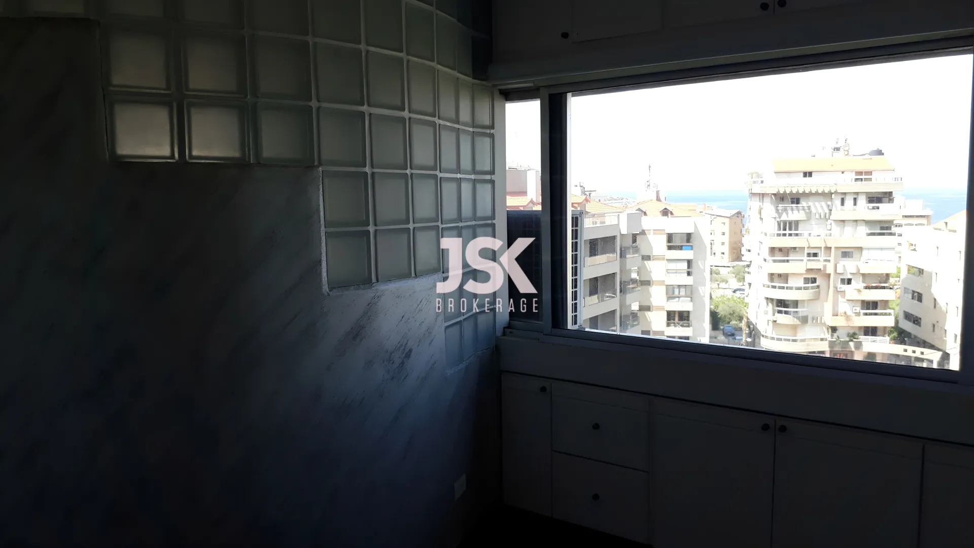 Office for Rent in Jounieh