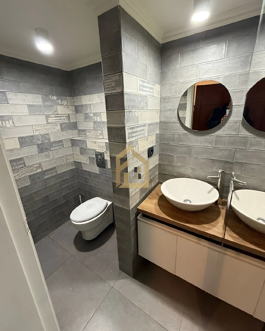Office for rent in WJ98+96V, Bayada Main Road, Rabieh, Lebanon