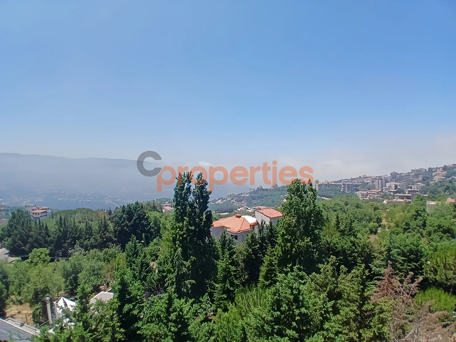 Apartment for Rent in Ajaltoun
