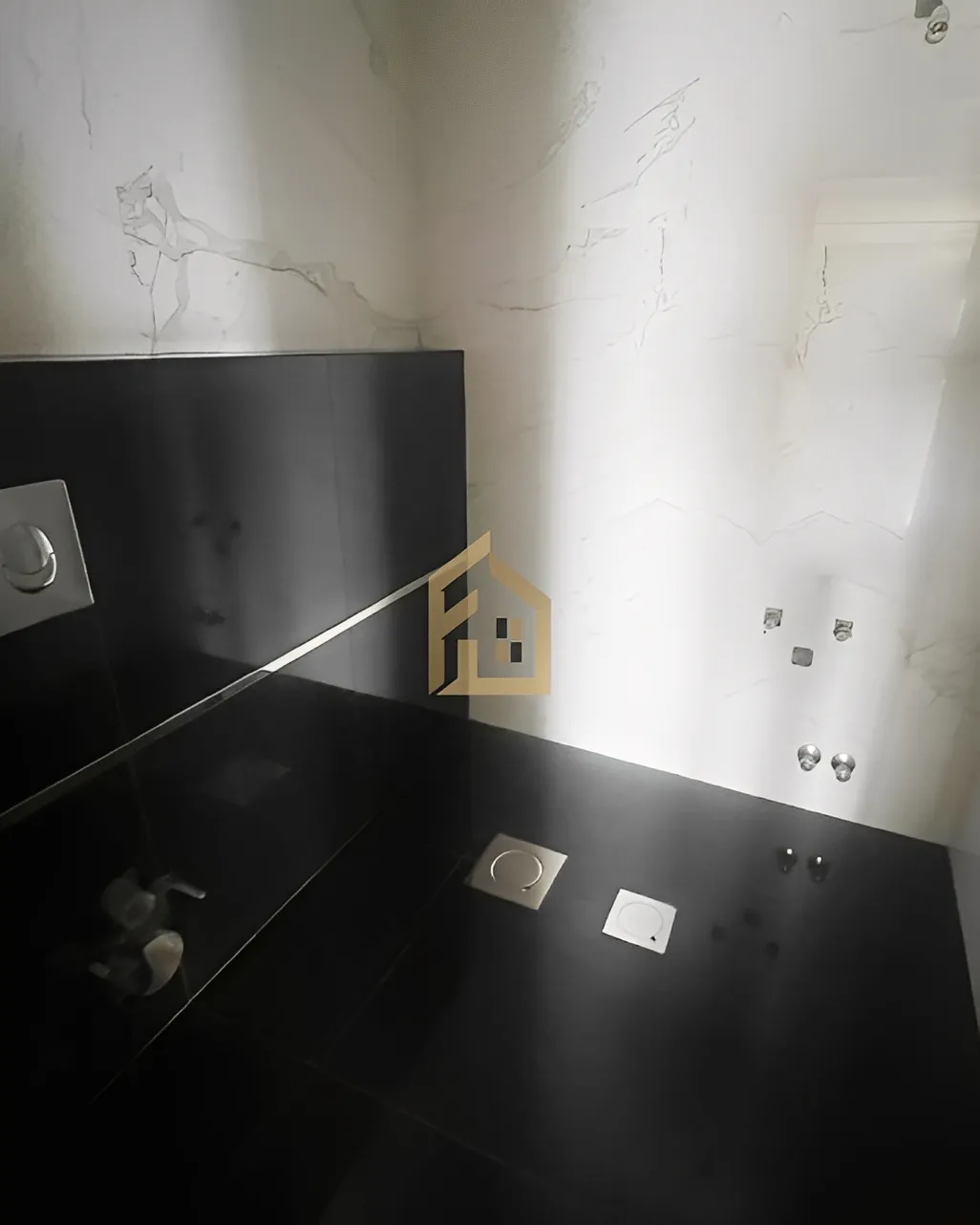 Apartment for sale in Zikrit, Lebanon