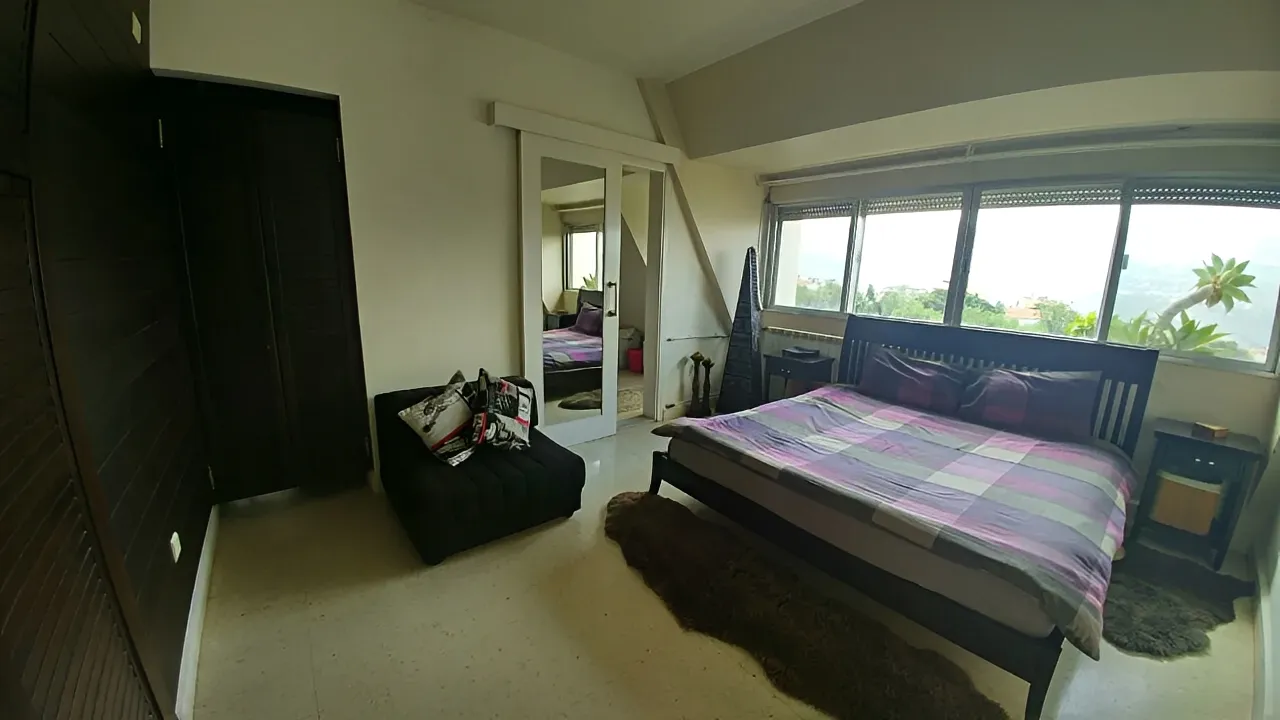 Apartment for Sale in Ballouneh